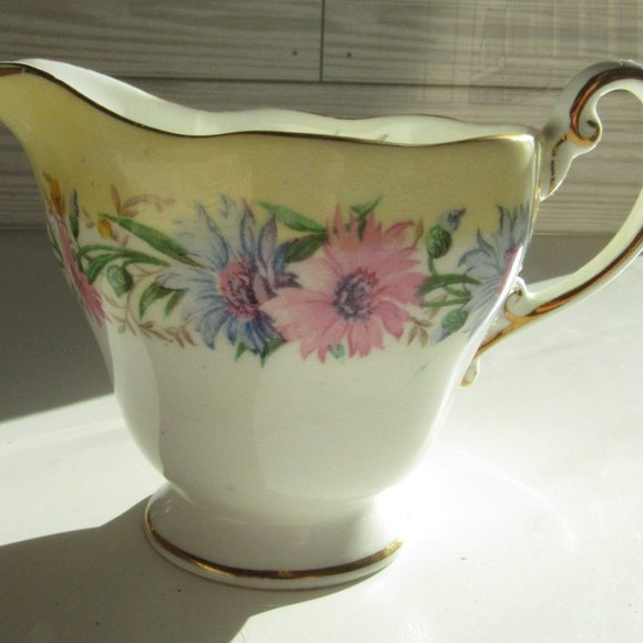 Adderley Creamer Bowl Floral Vintage Fine Bone China England - Picture 9 of 10